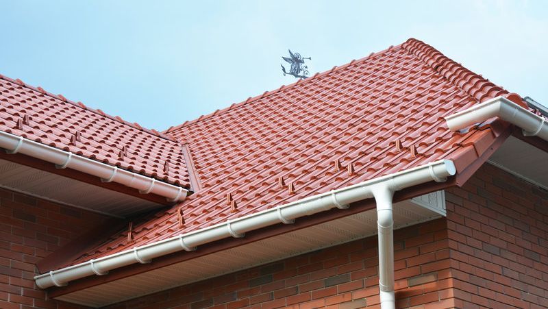 roof repairs loughborough, leicestershire roof tiling 